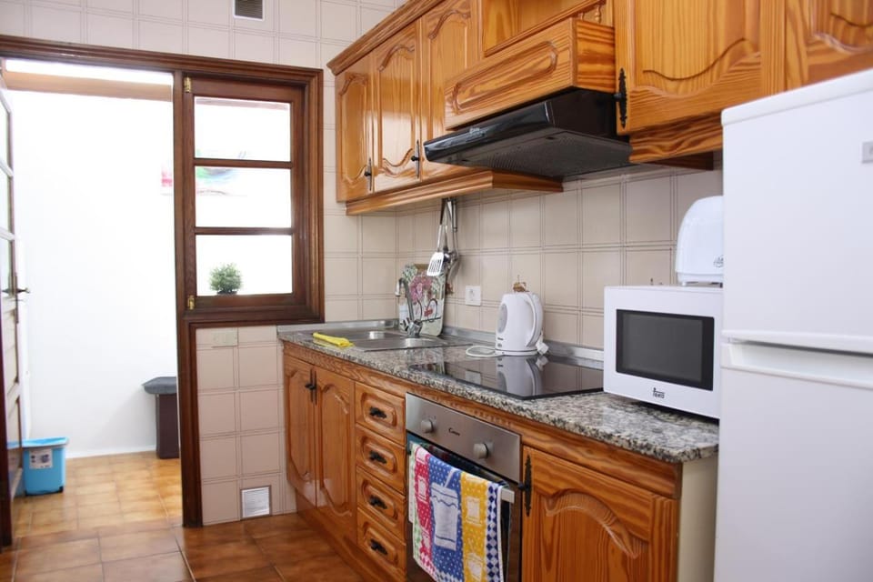 Patio, Kitchen or kitchenette