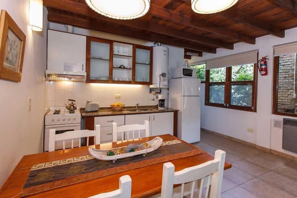 Cabañas La Mandrágora Apartment hotel in Mar de las Pampas
