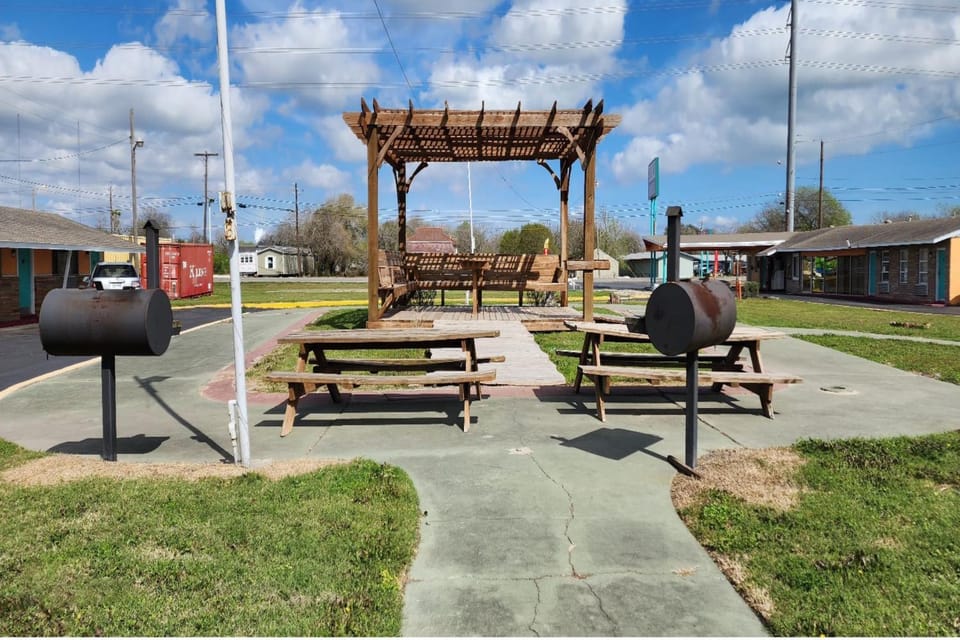 Property building, Garden, Seating area