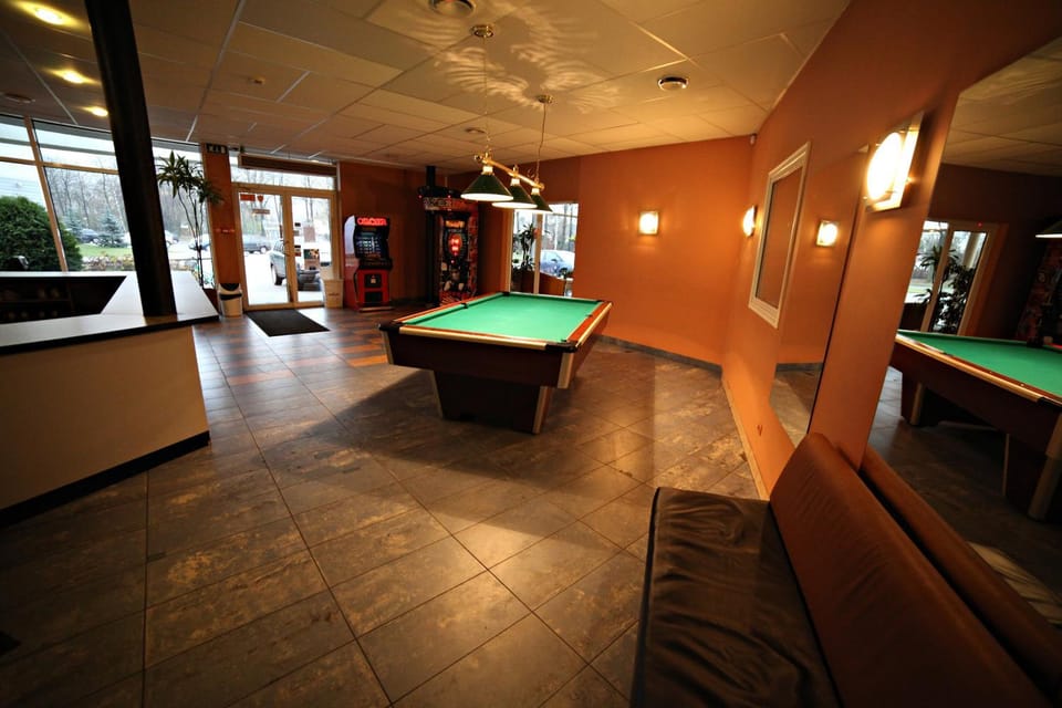 Billiard