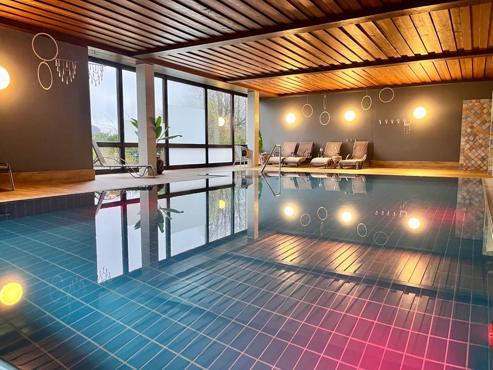 Pool view, Swimming pool