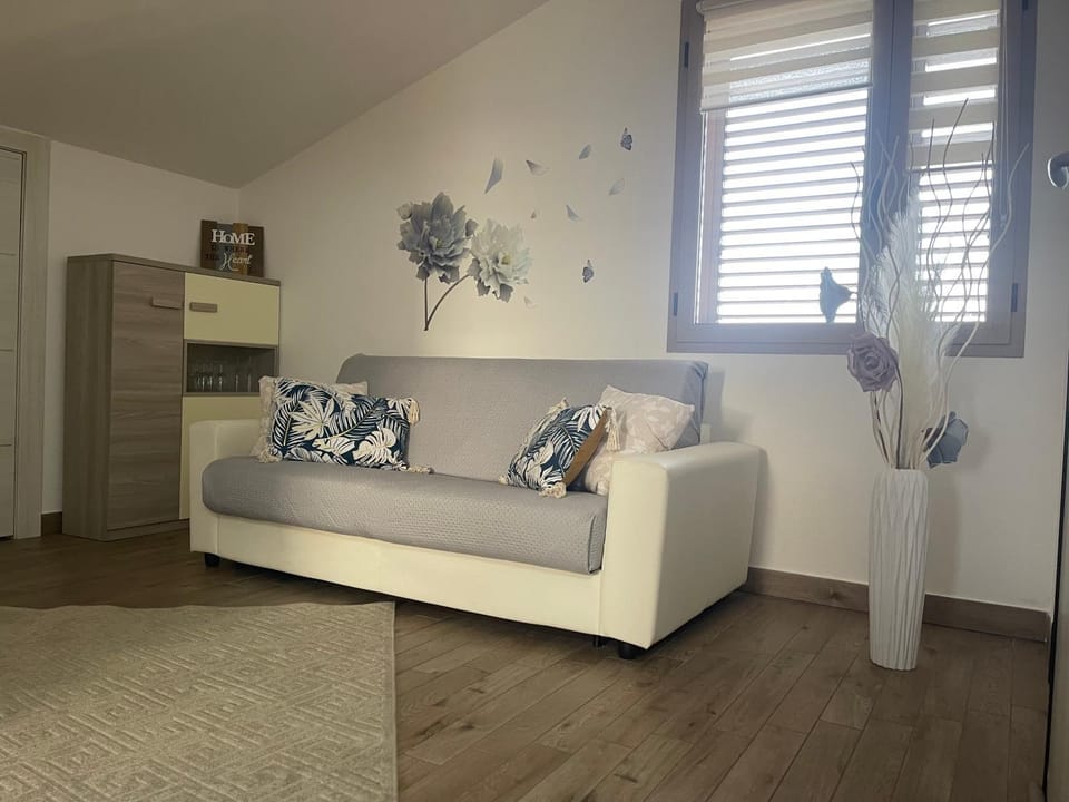 Le Mansarde - At Sunset Apartment in Sardinia