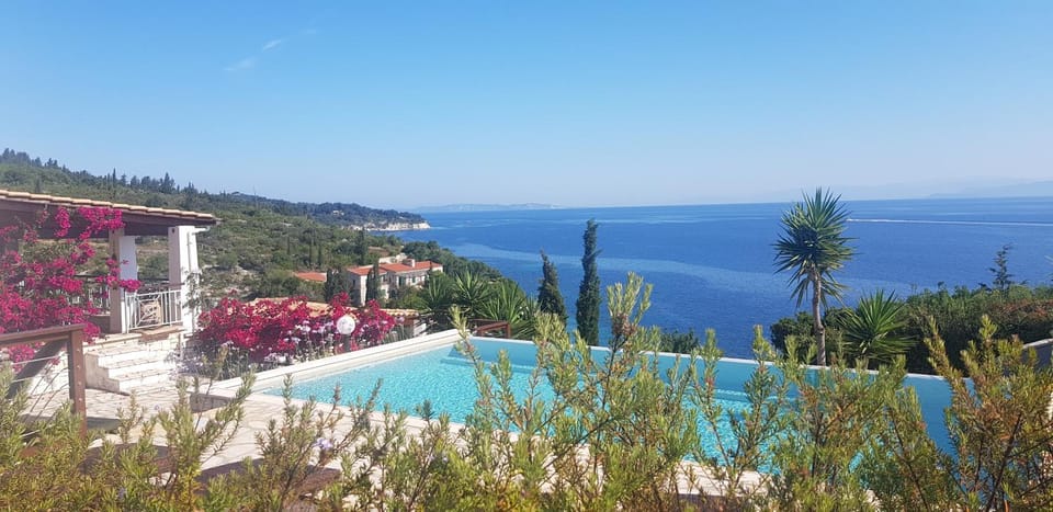 Sea view, Swimming pool