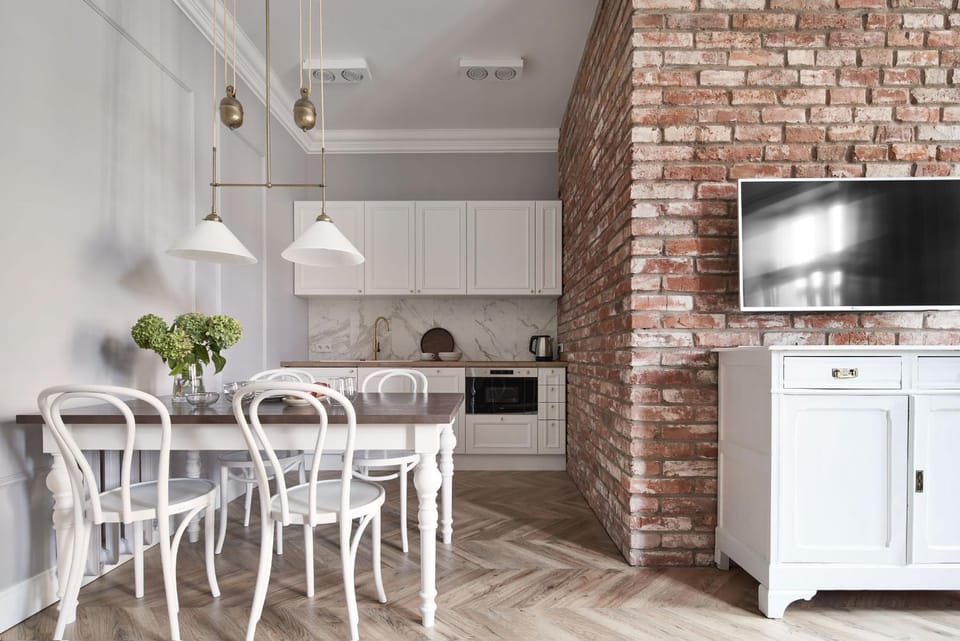 TV and multimedia, Kitchen or kitchenette, Dining area