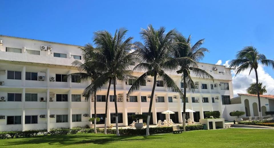 Apartamentos Beira Mar Marinas Tamandare PRAIA DOS CARNEIROS Apartment in State of Pernambuco, Brazil