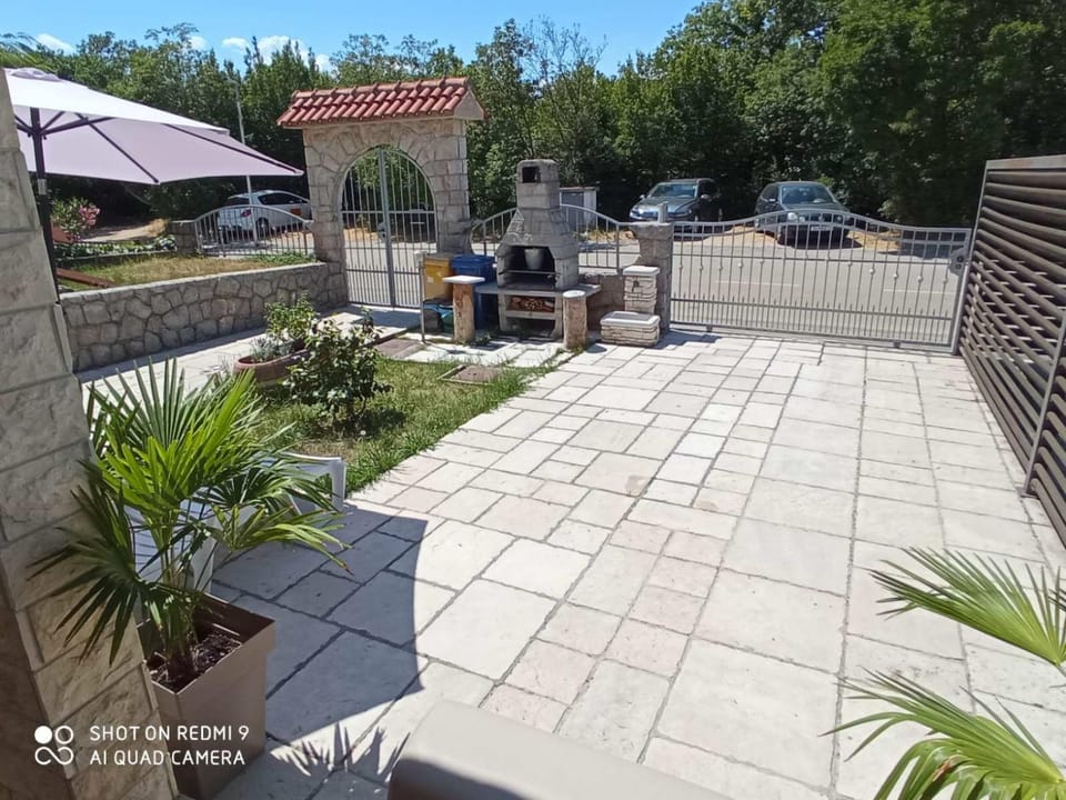 BBQ facilities, Garden, Balcony/Terrace, Parking