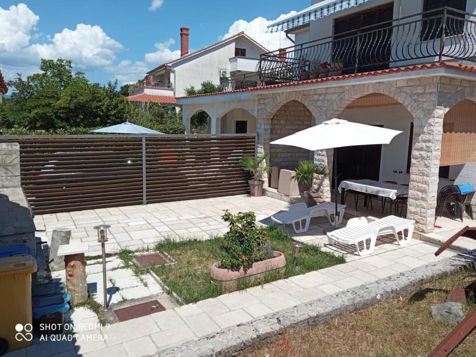 BBQ facilities, Garden, Balcony/Terrace, Parking