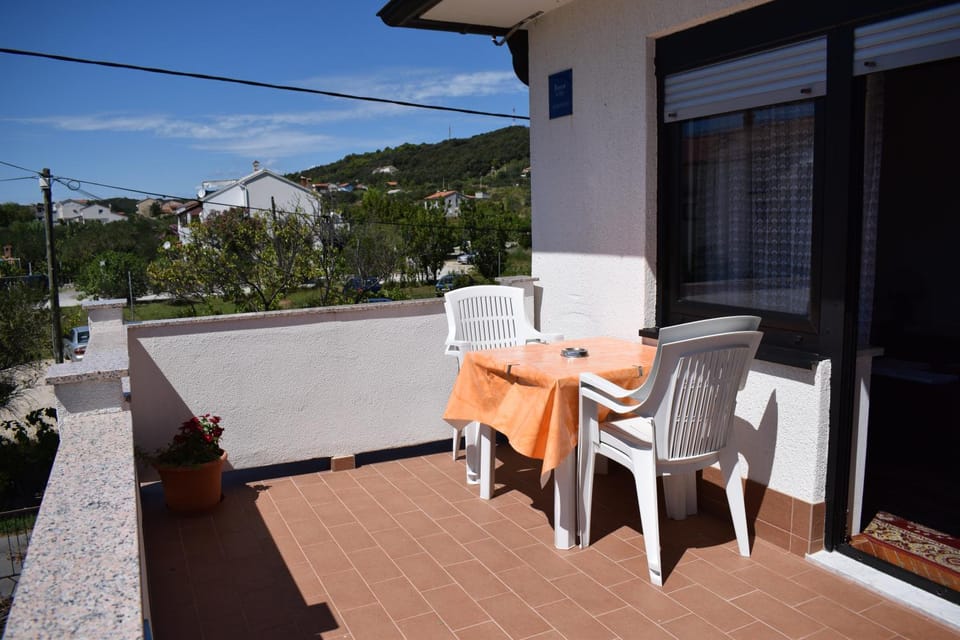 Patio, View (from property/room), Balcony/Terrace