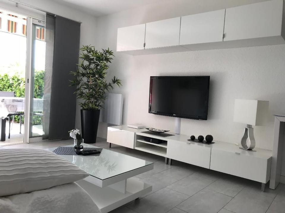Les Hameaux Apartment in French Riviera