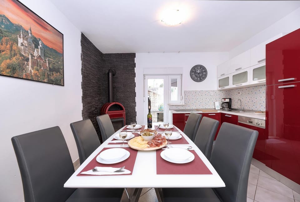 Apartment Andrina Apartment in Podstrana