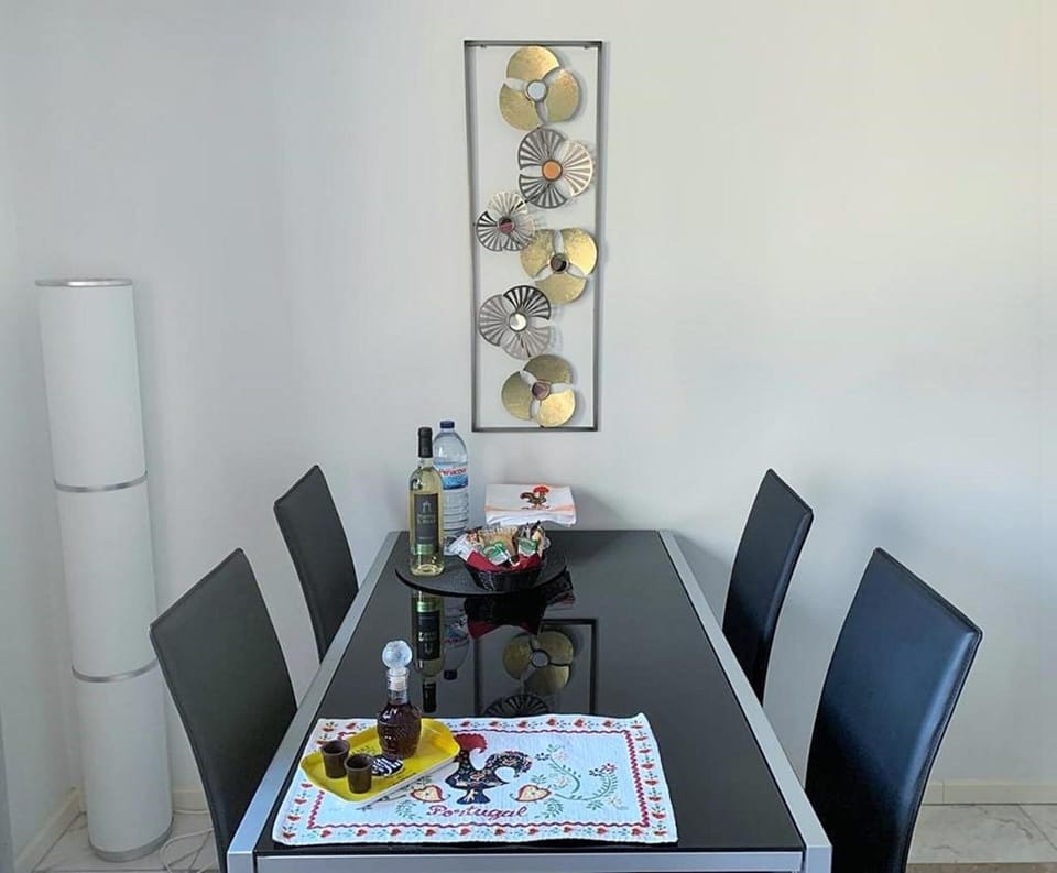 Communal lounge/ TV room, Living room, Dinner