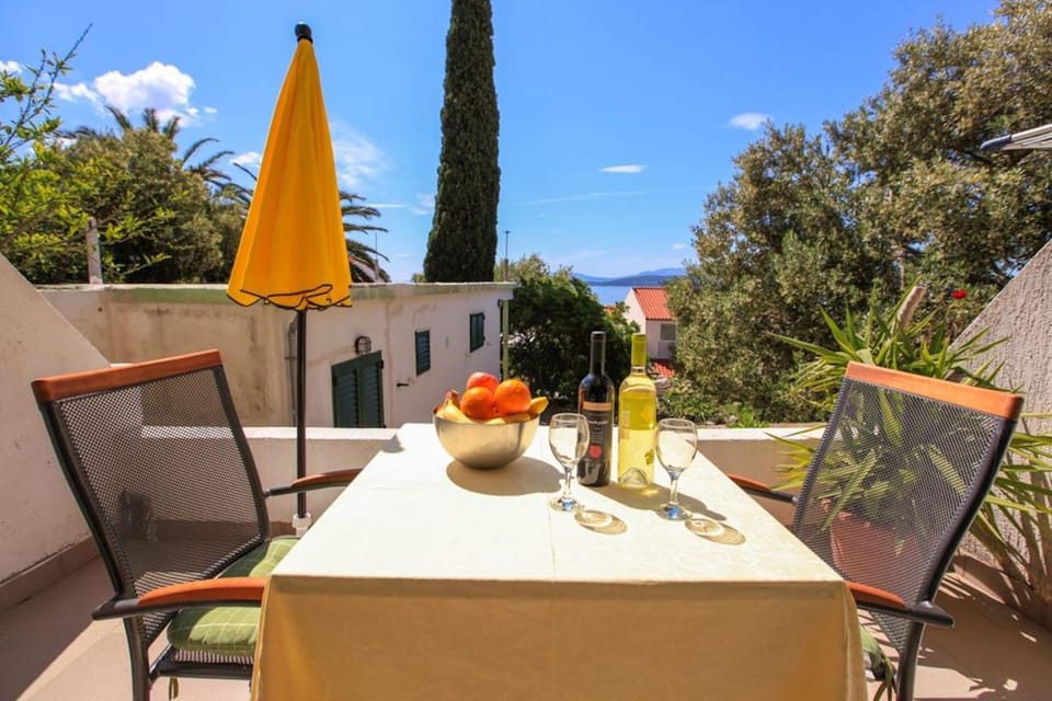 Balcony/Terrace, Other, Seating area, Area and facilities