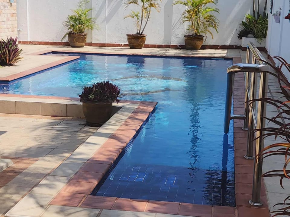 Villa Baansiesom Villa in Prachuap Khiri Khan, Thailand