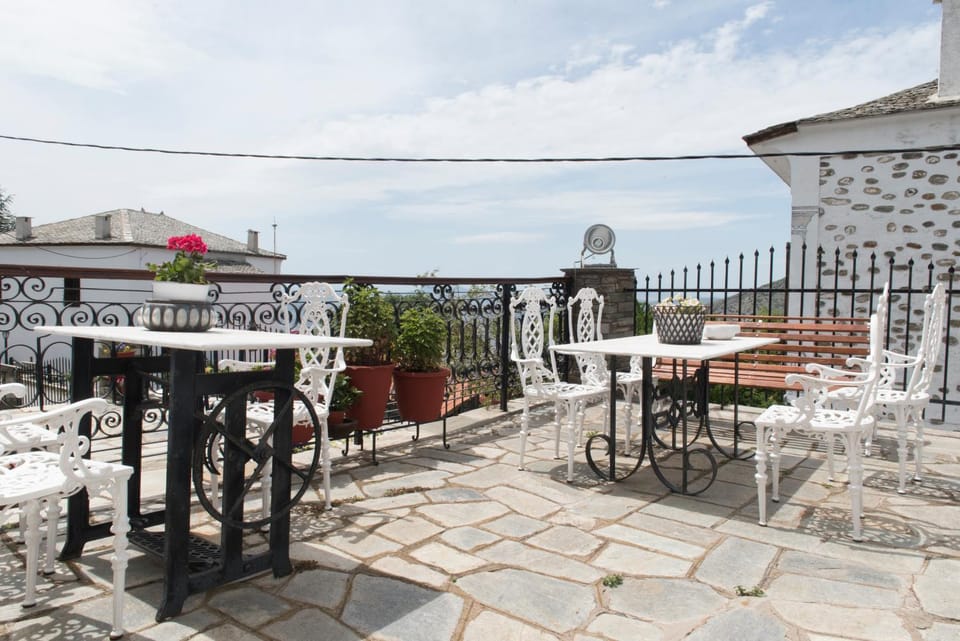 Balcony/Terrace, Banquet/Function facilities