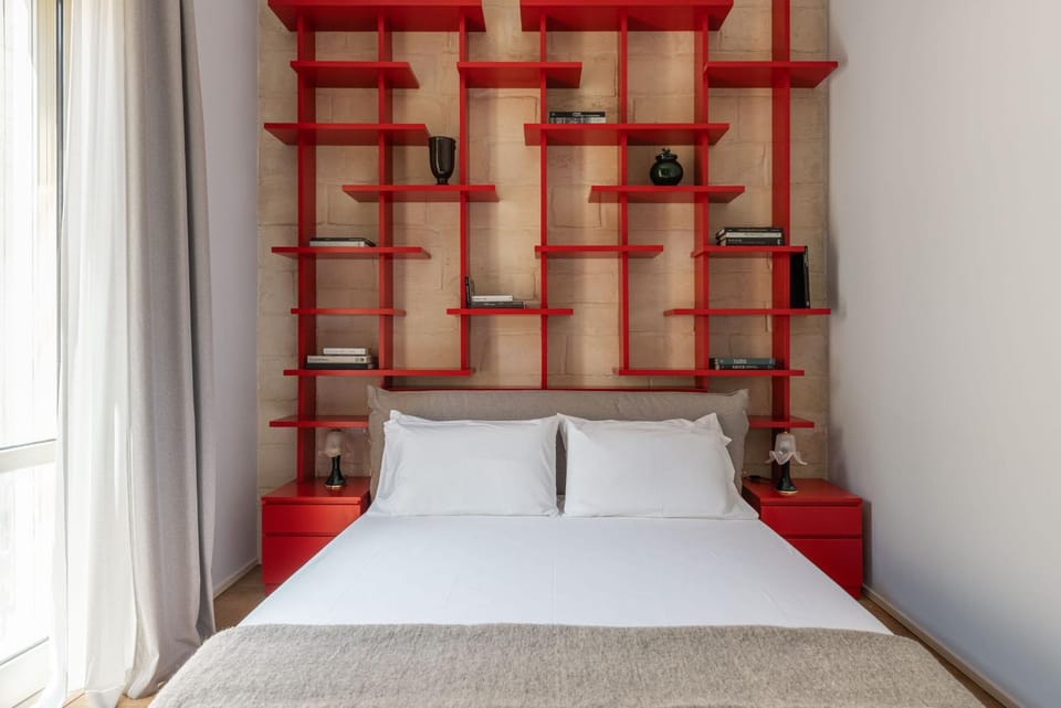 Bed, Photo of the whole room, Decorative detail, Bedroom