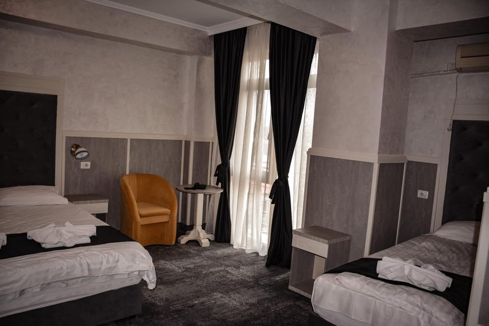 Golden Rose Residence Hotel in Constanta