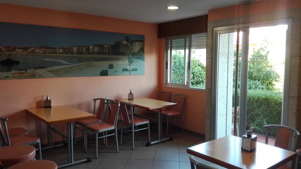 Pension Pilar Hostel in Sanxenxo