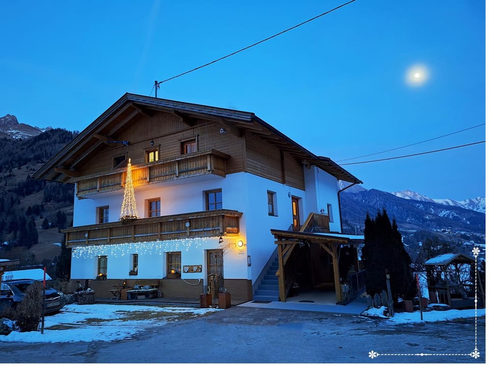 Property building, Night