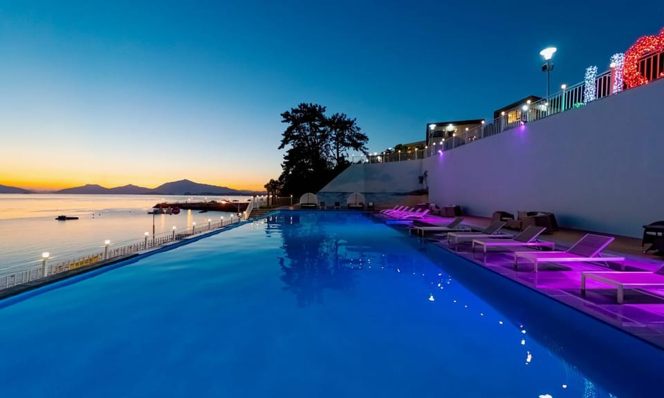 Natural landscape, Pool view, Swimming pool, Swimming pool, Sunset