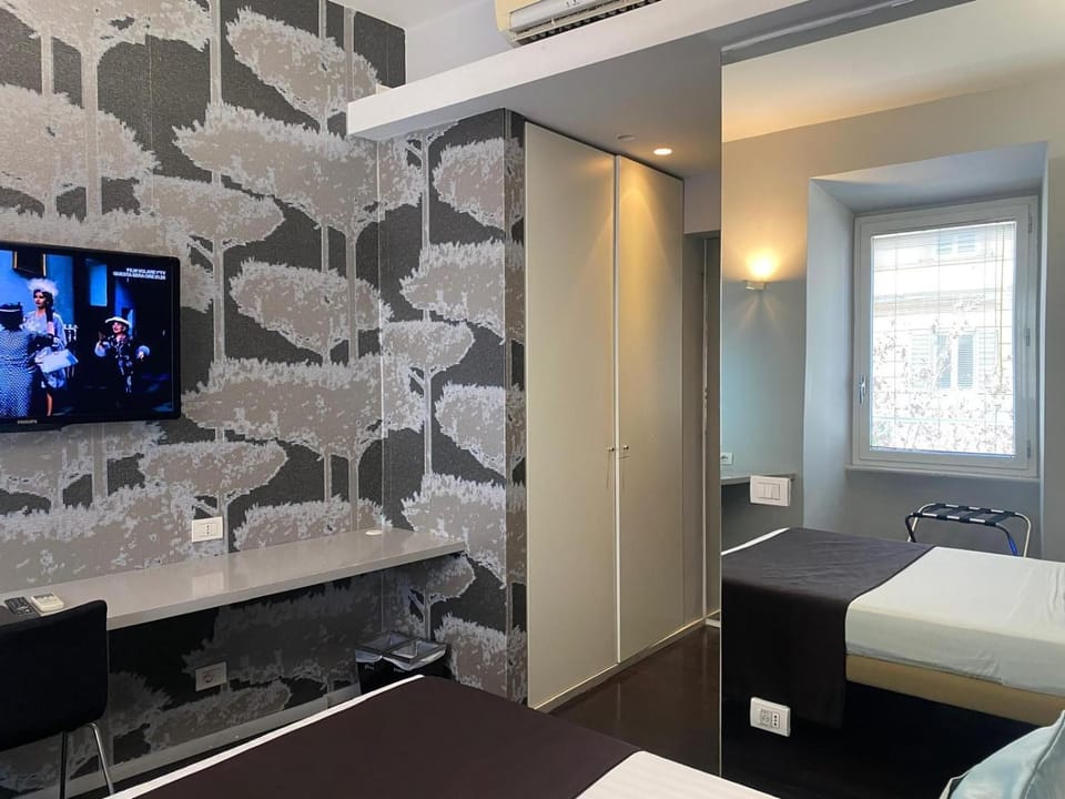 St. Peter Guest House Bed and Breakfast in Rome