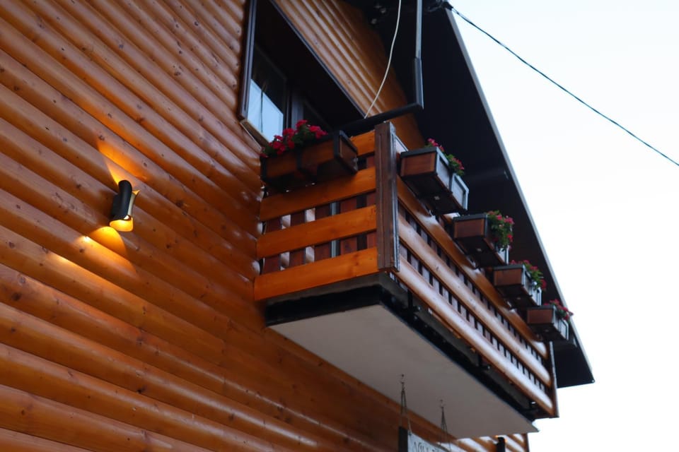 Property building, Day, View (from property/room), Balcony/Terrace