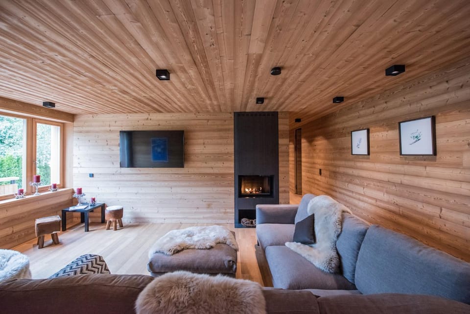 TV and multimedia, Coffee/tea facilities, Seating area, Area and facilities