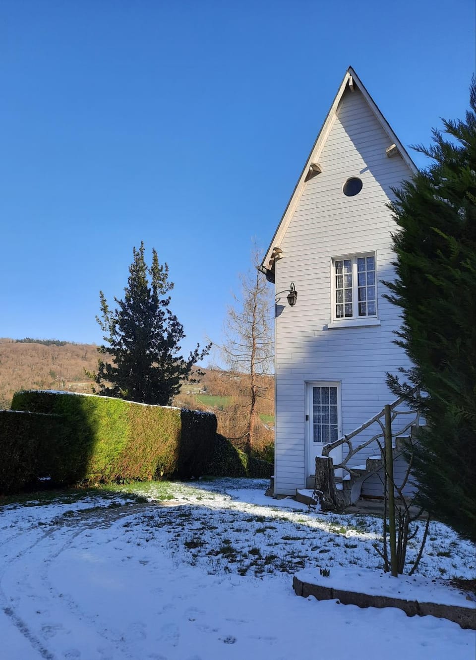 Property building, Winter