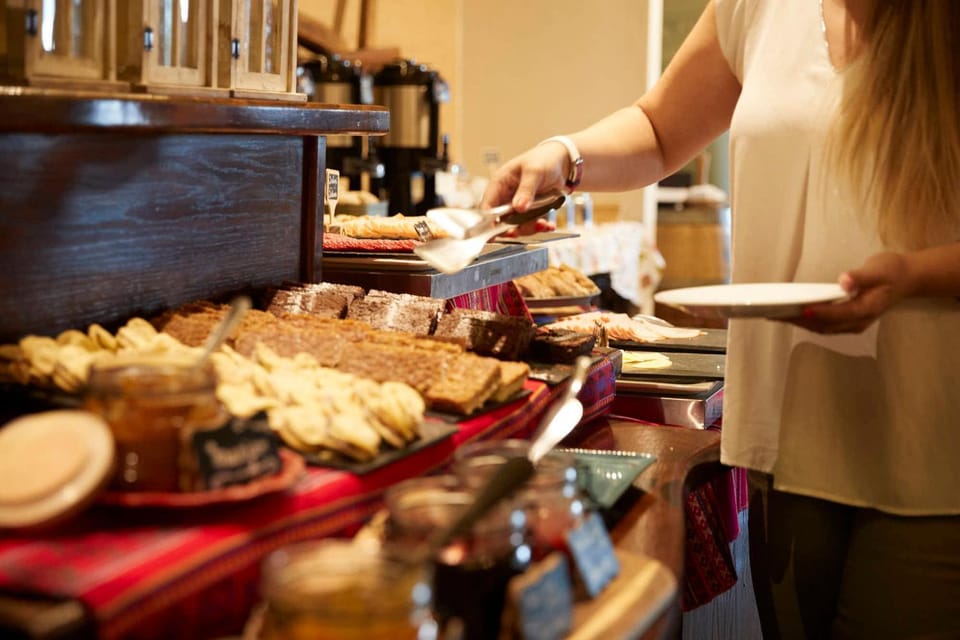 Breakfast, Buffet breakfast