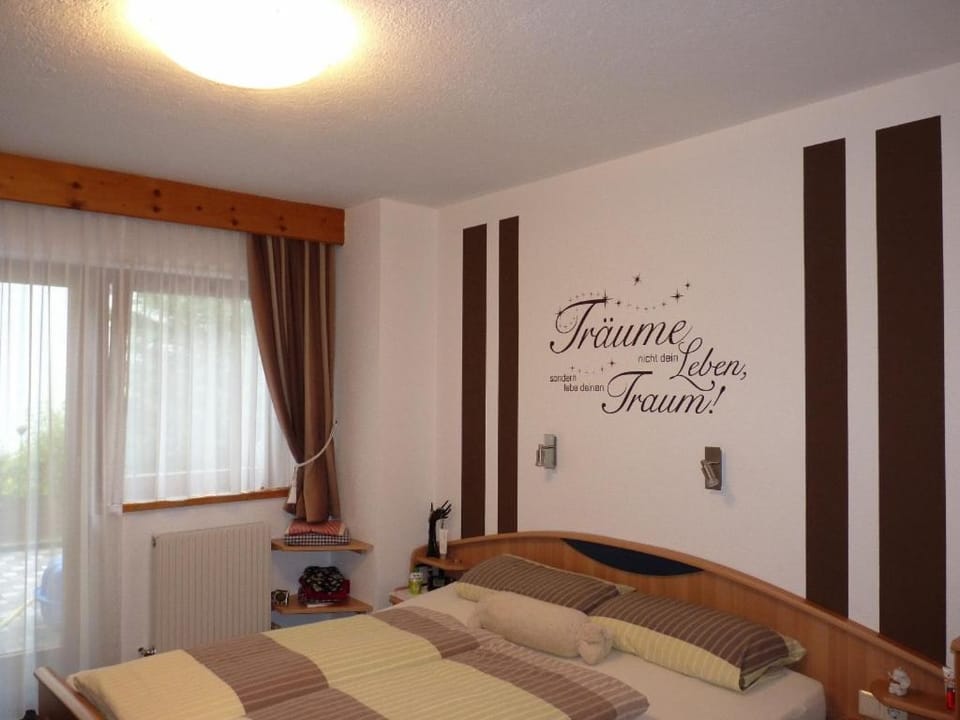 Bed, Decorative detail