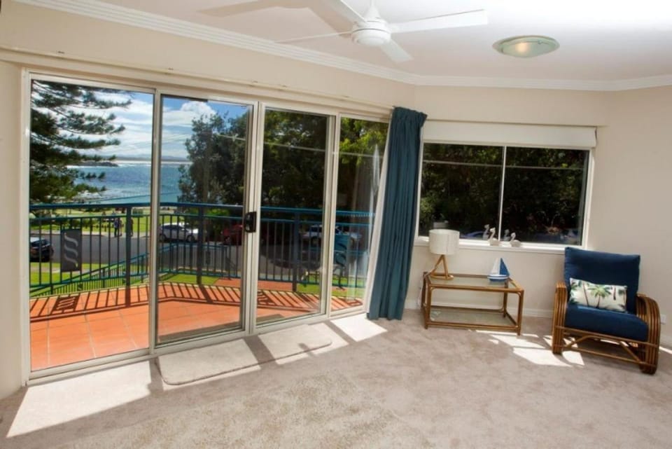 View (from property/room), Balcony/Terrace, Sea view
