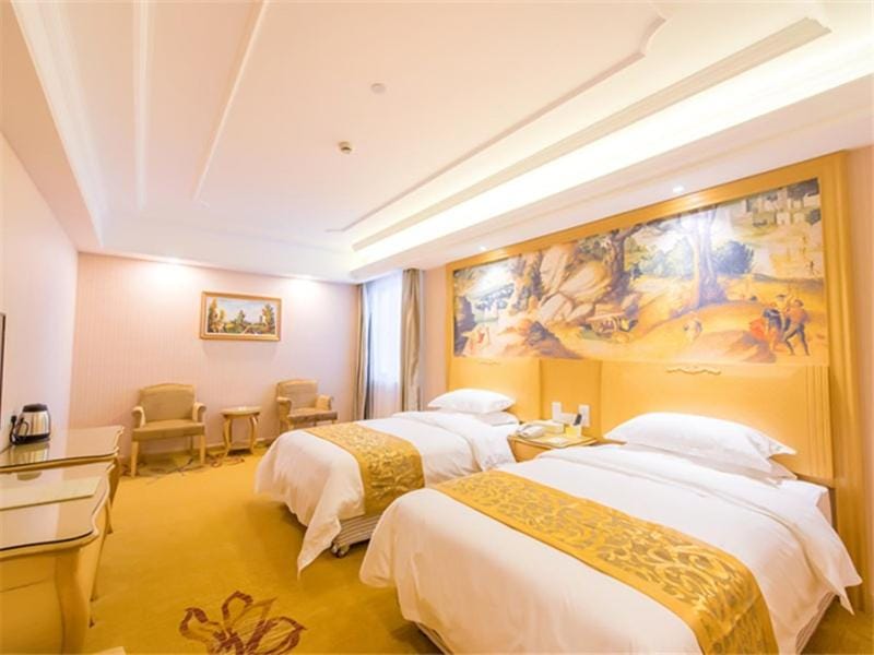 Vienna International Hotel Shanghai Jinqiao Industrial Park North Yanggao Road Hotel in Shanghai