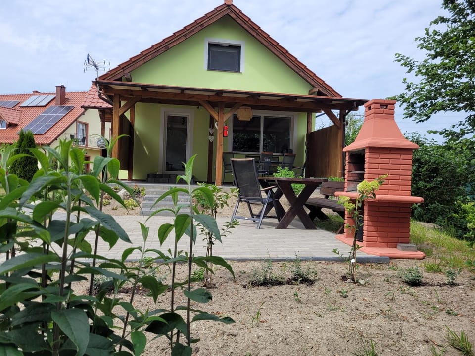 Domki i pokoje goscinne A A Malinowscy House in Pomeranian Voivodeship