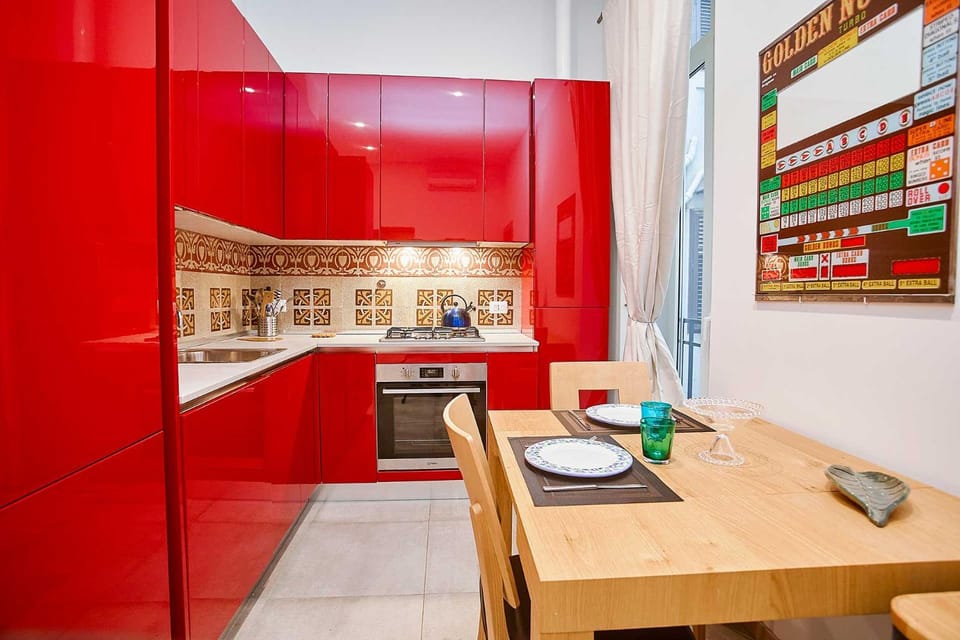 KMC suites - Red Apartment in Palermo