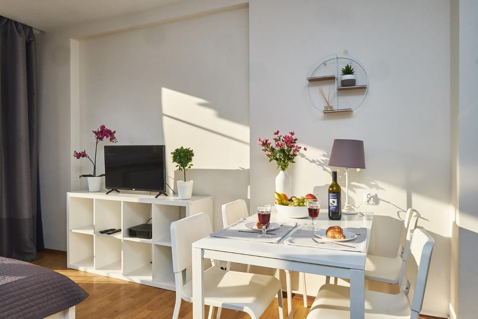 Noctis City Center V Apartment in Warsaw