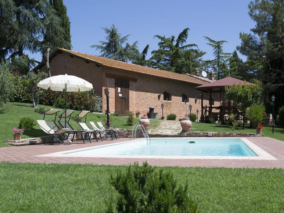 Garden, View (from property/room), On site, Swimming pool, Swimming pool
