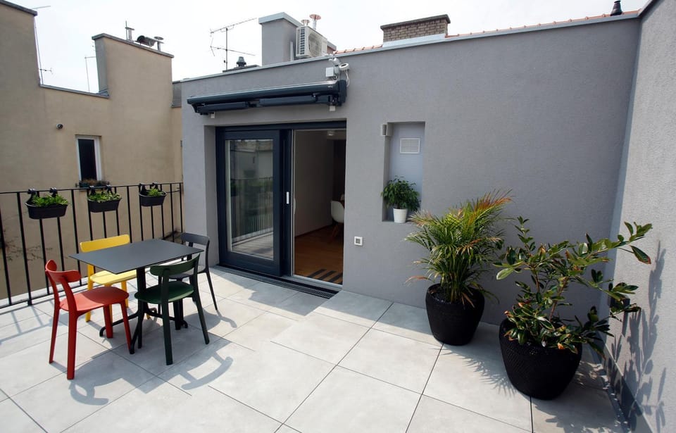 Day, Balcony/Terrace, Seating area