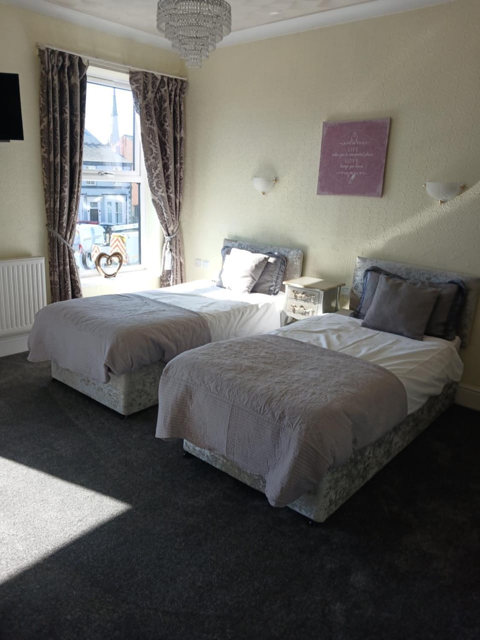 Le Maitre Bed and Breakfast in Southport