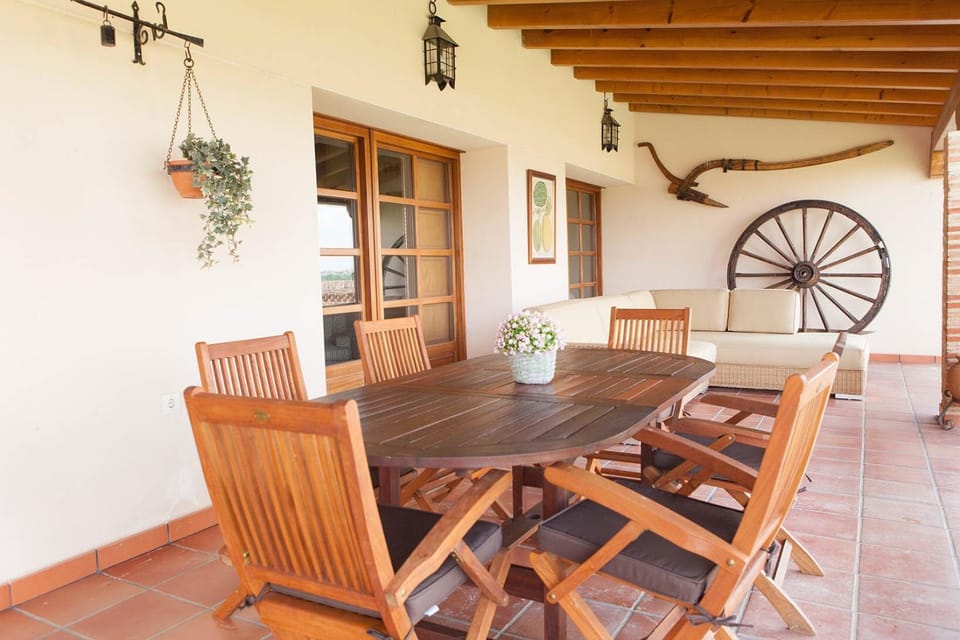 Balcony/Terrace, Dining area