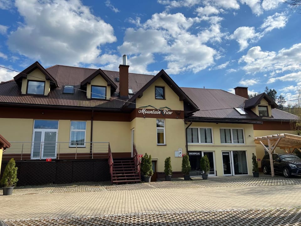 Property building, Parking