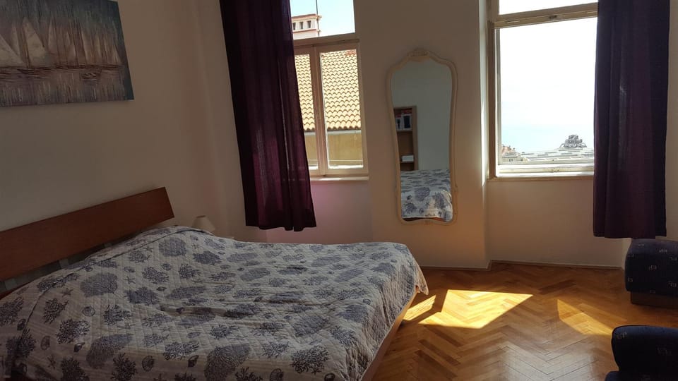 View (from property/room), Bedroom, Mountain view, Sea view, Street view