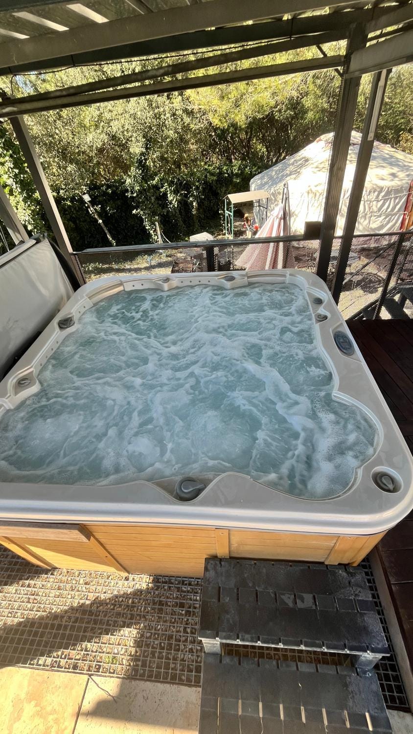 Hot Tub, Spa and wellness centre/facilities