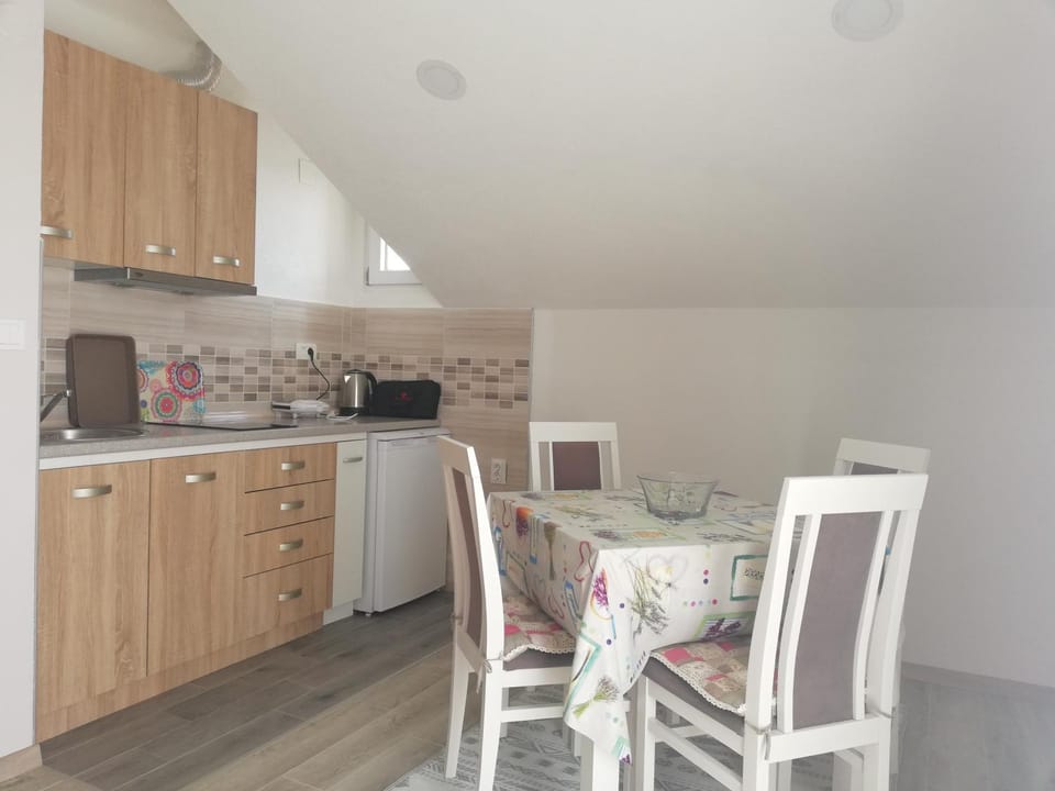 Apartmani Beljkas Apartment in Kotor Municipality