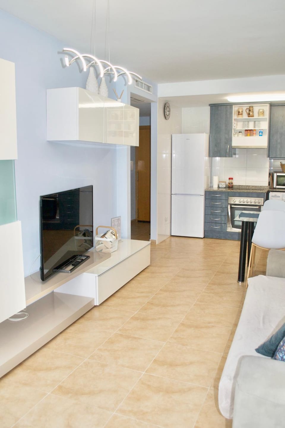 TV and multimedia, Photo of the whole room, kitchen