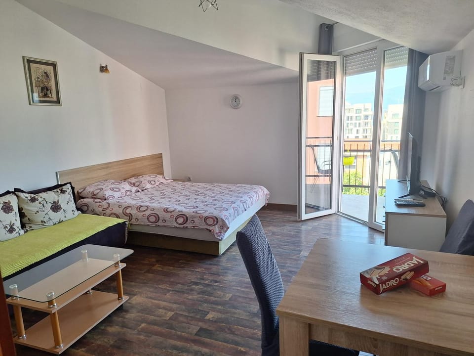 Studio apartman Milica Apartment in Kotor Municipality