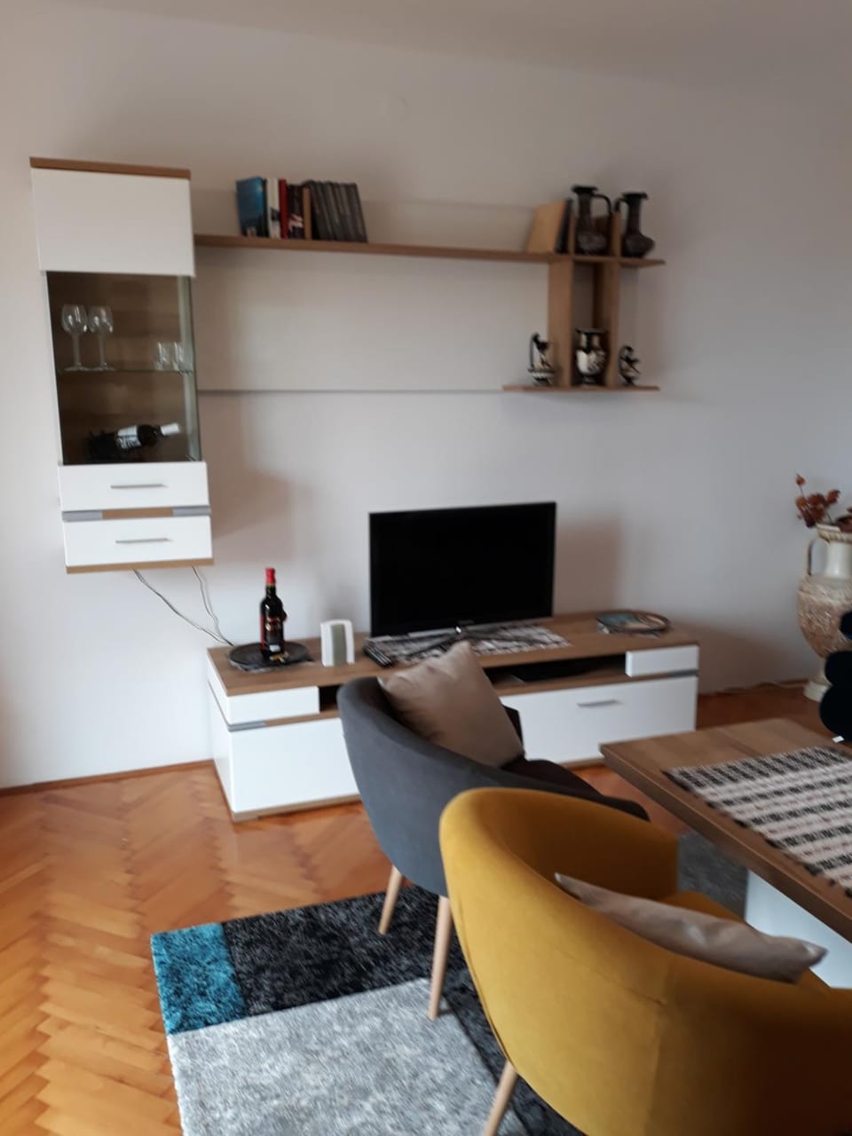 Communal lounge/ TV room, Living room
