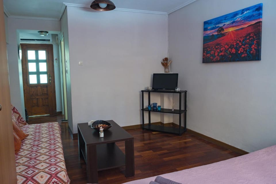 James Room Apartment in Samos, Greece