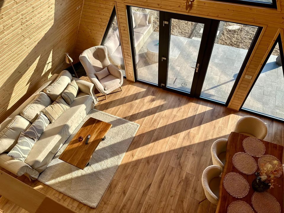 La Căsuțe Bed and Breakfast in Romania