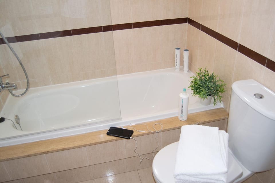 Bathroom, Bath