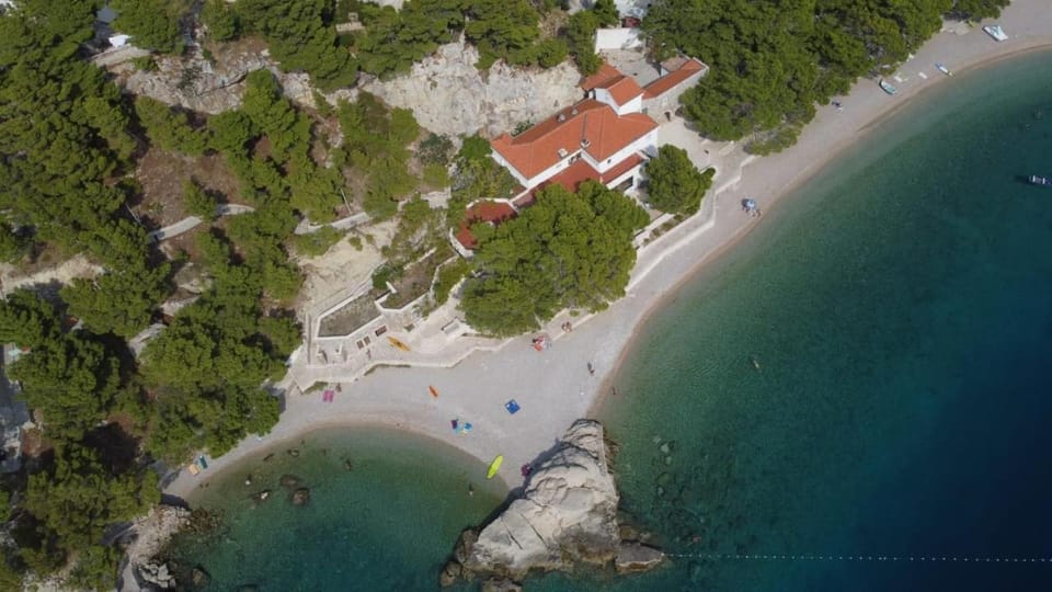 Villa Luka Bed and Breakfast in Brela