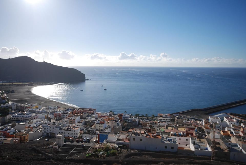 Nearby landmark, Spring, Day, Natural landscape, Winter, Summer, Fishing, Snorkeling, Beach, Windsurfing, Canoeing, Hiking, Cycling, Diving, Autumn, Shopping Area, Sports
